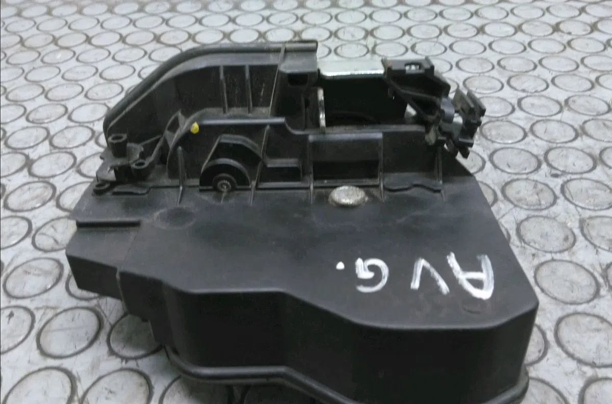 Serrure porte avg Bmw 1 (E87) 116 d (2009-2011) occasion