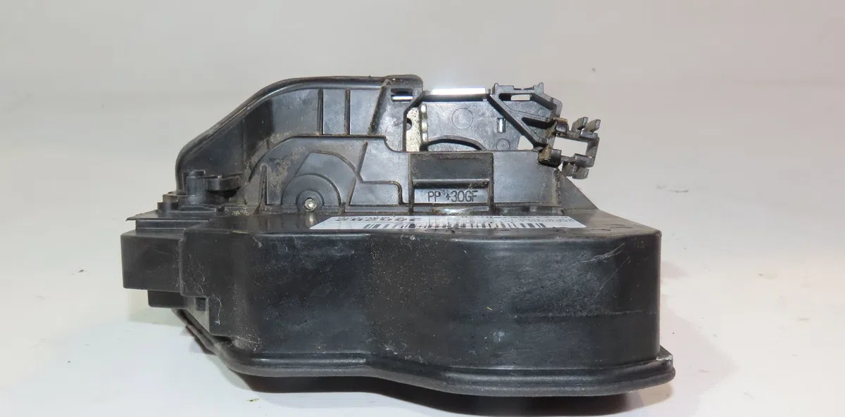 Serrure porte avg Bmw 1 (F20) 114 d (2012-2015) occasion