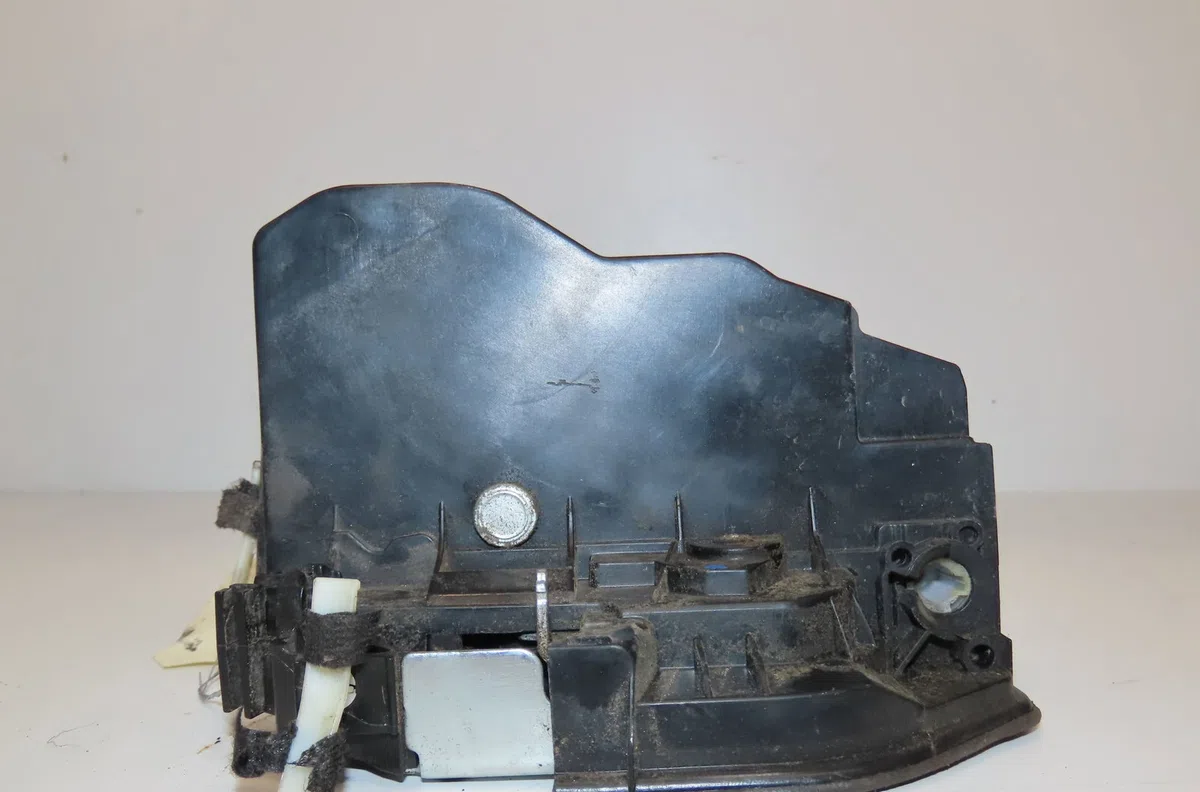 Serrure porte avg Bmw 1 (F20) 116 d (2012-2015) occasion