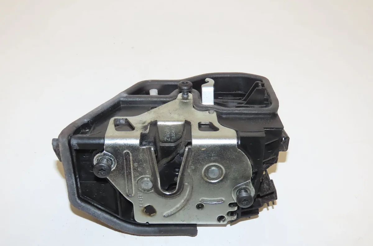 Serrure porte avg Bmw 1 (F20) 118 d (2011-2015) occasion
