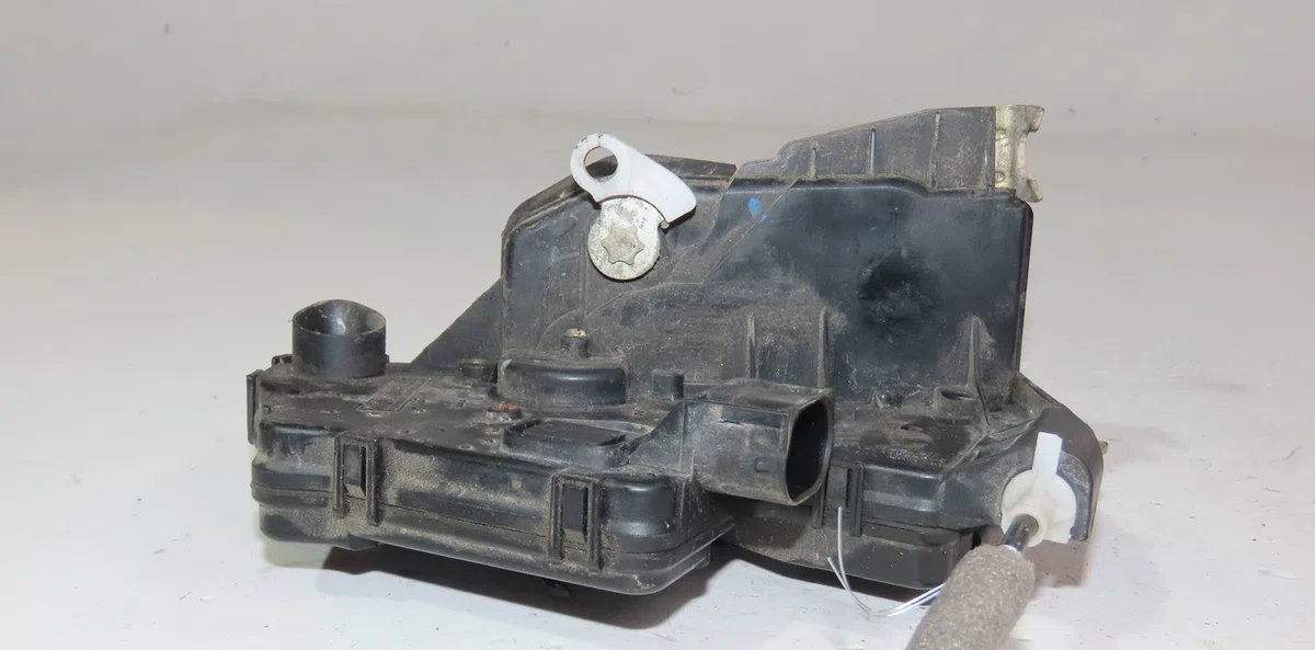 Serrure porte avg Bmw 3 (E46) 320 d (1998-2001) occasion