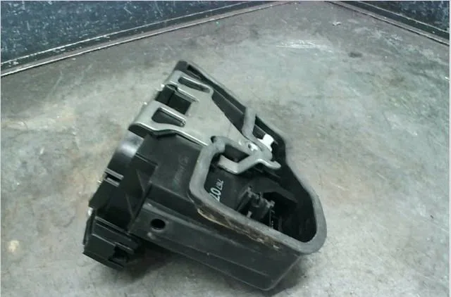 Serrure porte avg Bmw 5 (E60) 525 d (2004-2010) occasion