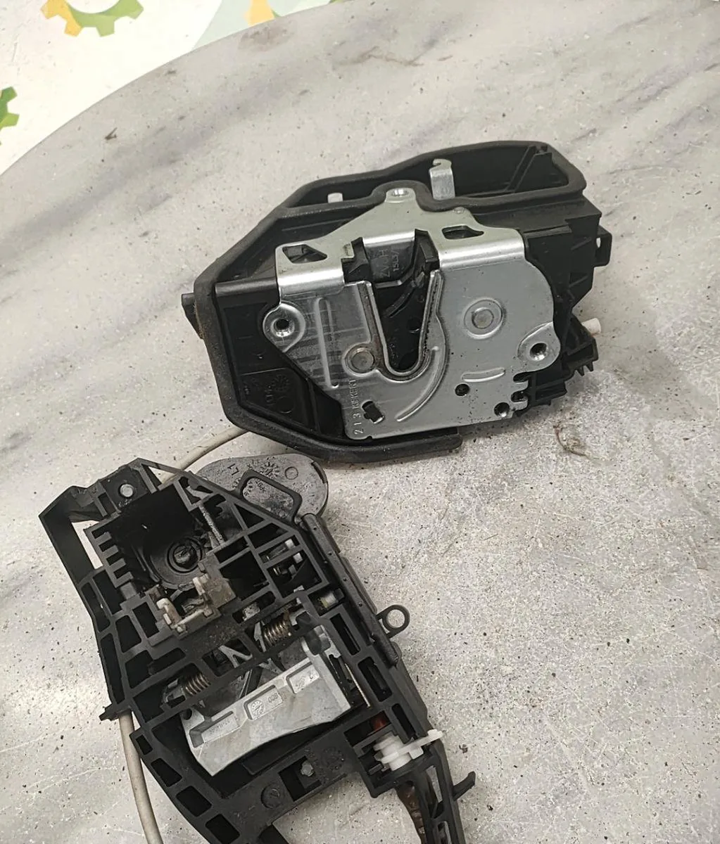 Serrure porte avg BMW SERIE 1 F20 PHASE 1 occasion