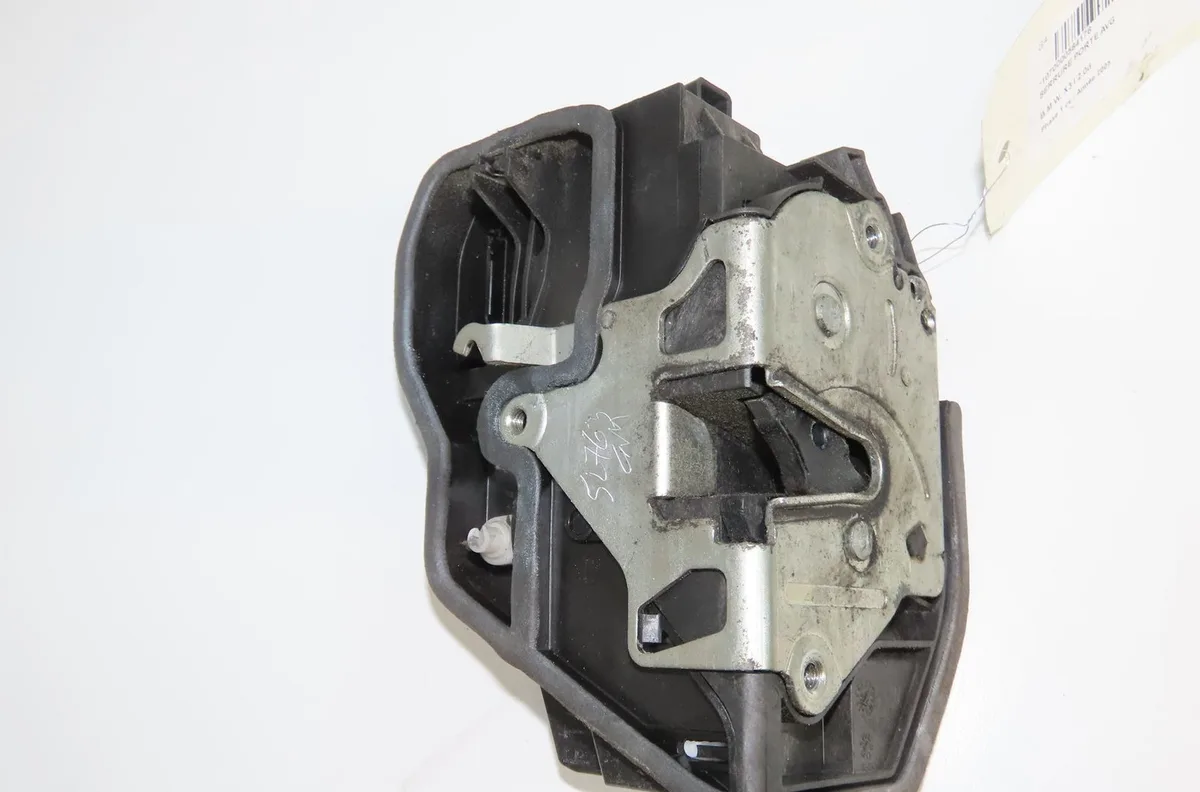 Serrure porte avg Bmw X3 (E83) 2.0 d (2004-2007) occasion