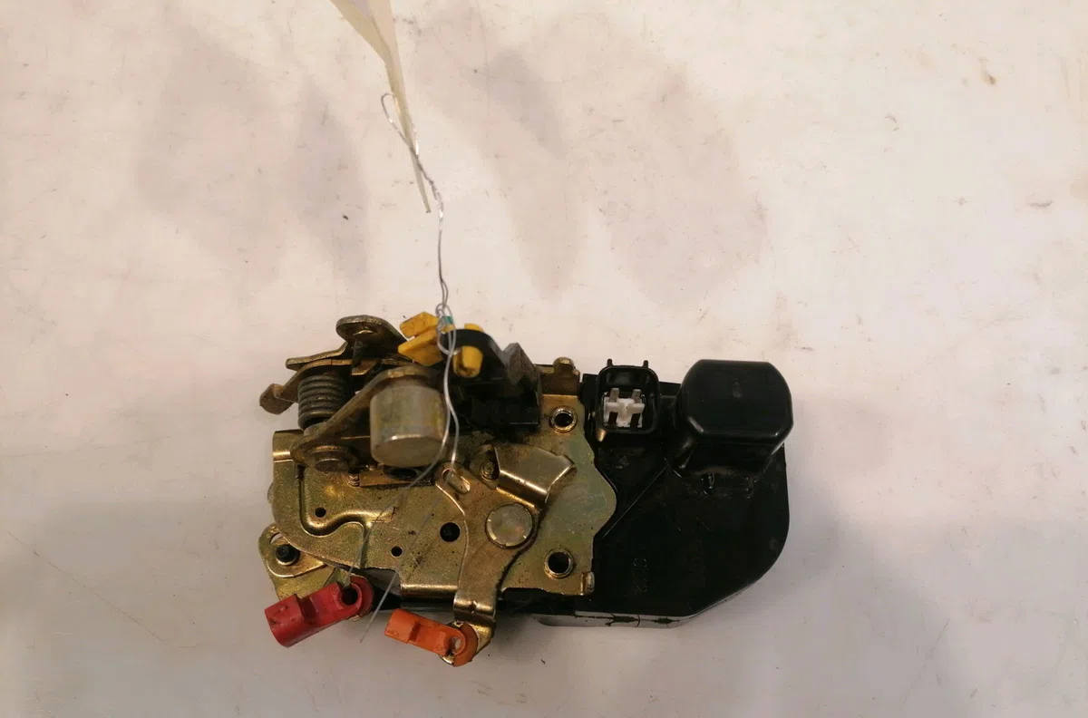 Serrure porte avg Chrysler PT CRUISER (PT_) 2.0 (2000-2004) occasion