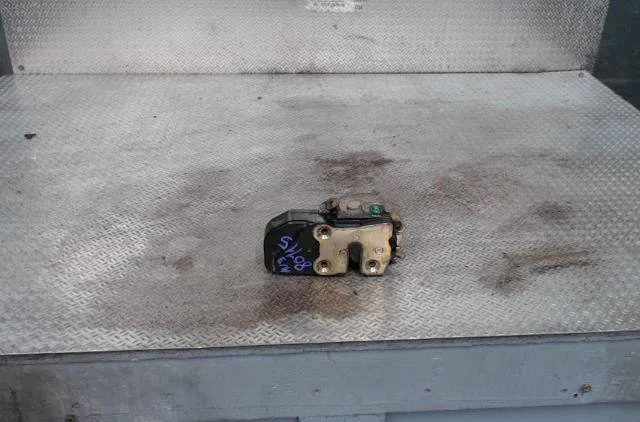 Serrure porte avg CHRYSLER PT CRUISER  PT CRUISER PHASE 1 BREAK occasion