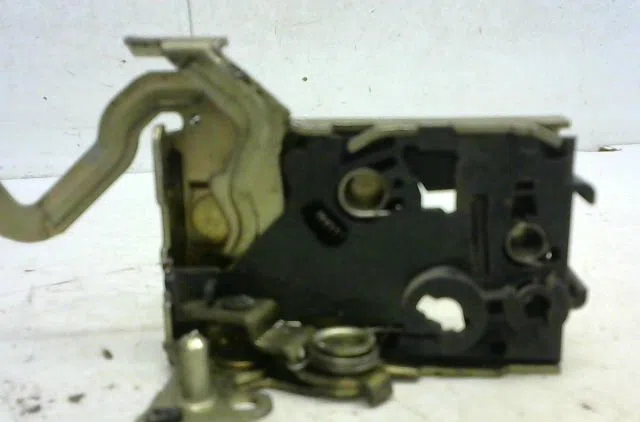 Serrure porte avg Citroën AX (ZA-_) 10 (1987-1998) occasion