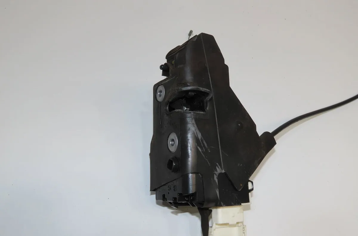 Serrure porte avg Citroen C4 I (LC_) 1.6 hdi (2004-2011) 5 portes occasion