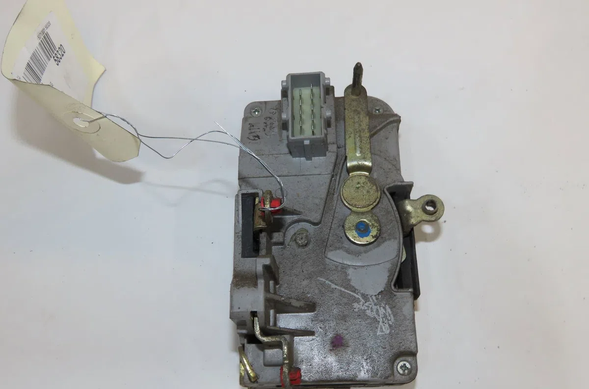 Serrure porte avg Citroen EVASION Monospace (22, U6) 2.0 hdi (1999-2002) occasion