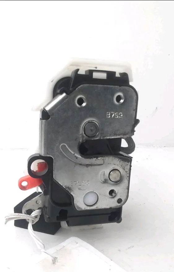 Serrure porte avg Citroen NEMO Camionnette-Monospace (AA_) 1.4 hdi (2008) 4 portes occasion