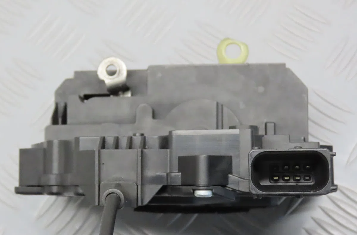 Serrure porte avg Fiat GRANDE PUNTO (199_) 1.4 (199axb11, 199axb1a, 199bxb1a, 199axl1a) (2005-2015) occasion