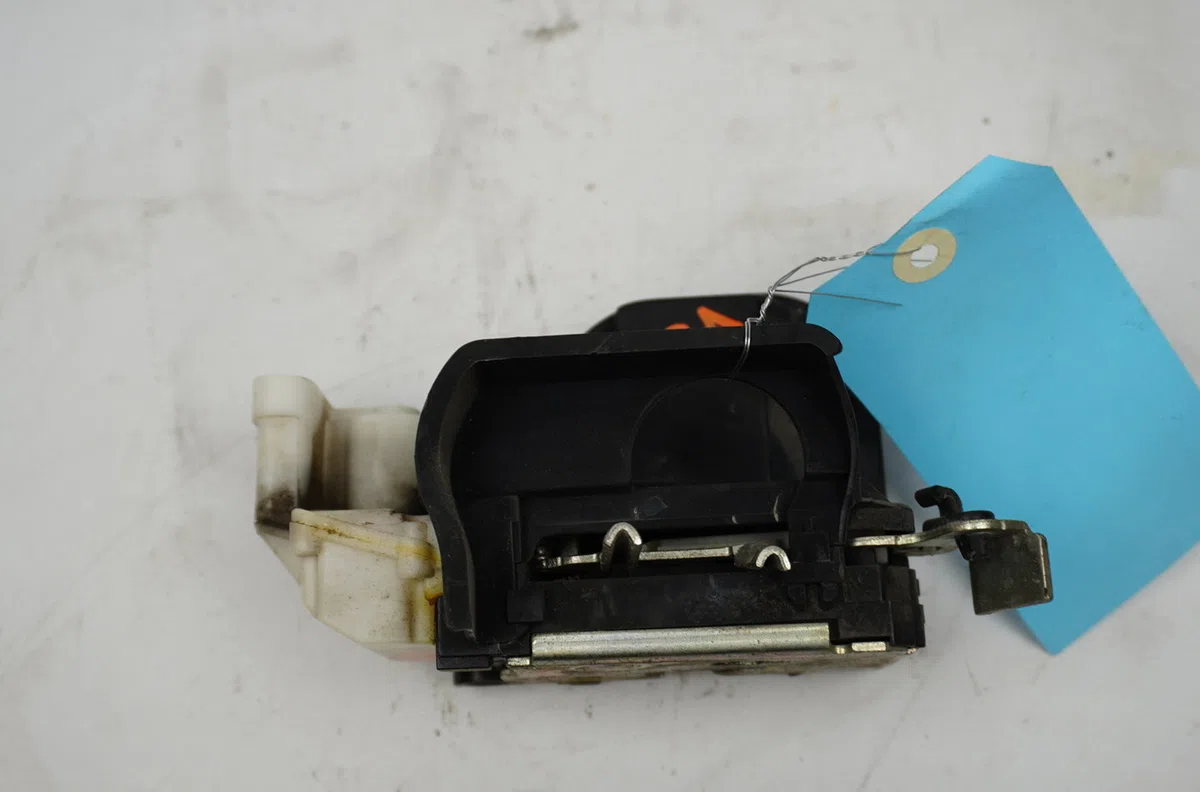 Serrure porte avg Fiat MULTIPLA (186_) 1.9 jtd (186axe1a) (2002-2010) occasion