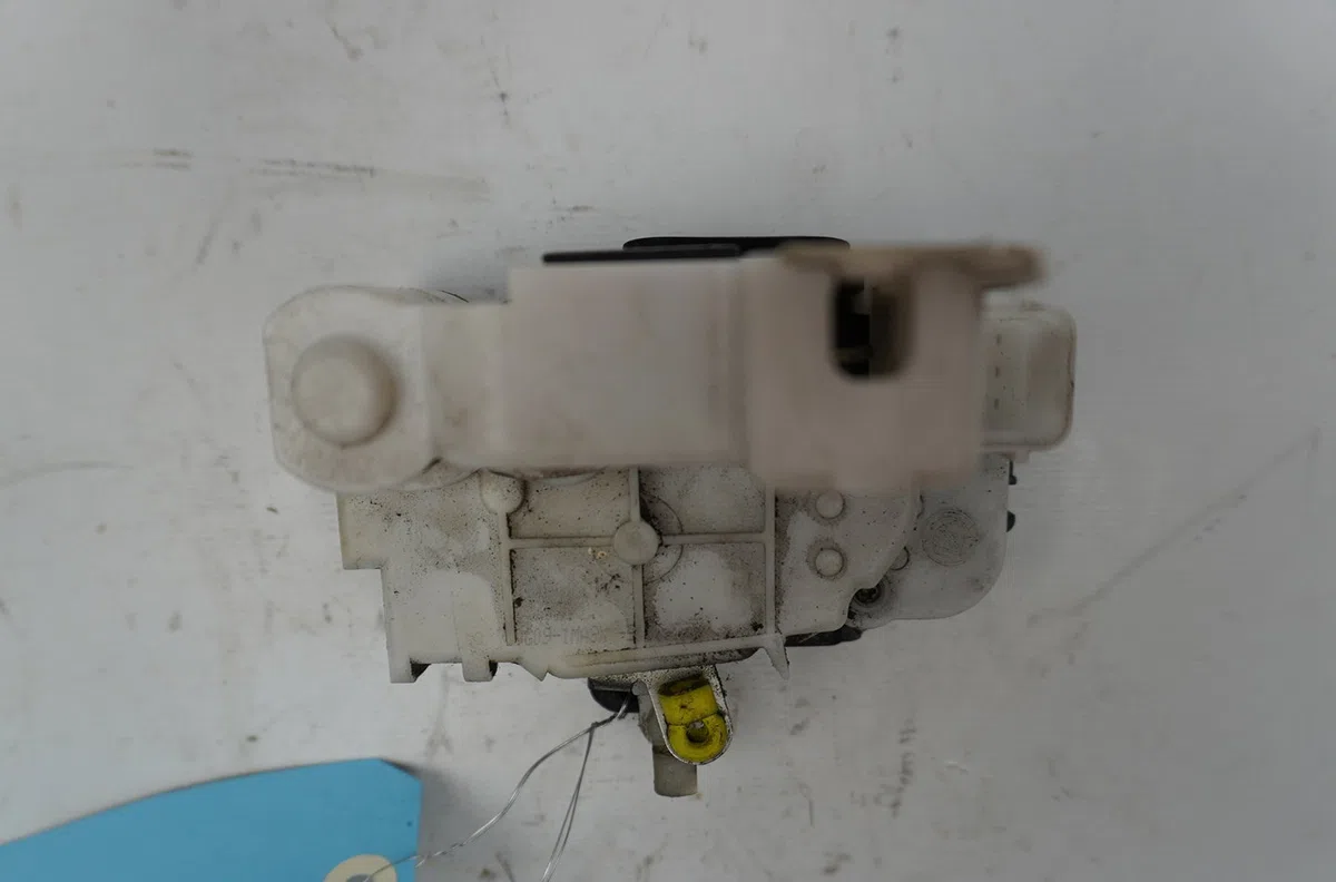 Serrure porte avg Fiat PANDA (169_) 1.2 (169axf2a, 169axf1a) (2010-2013) occasion