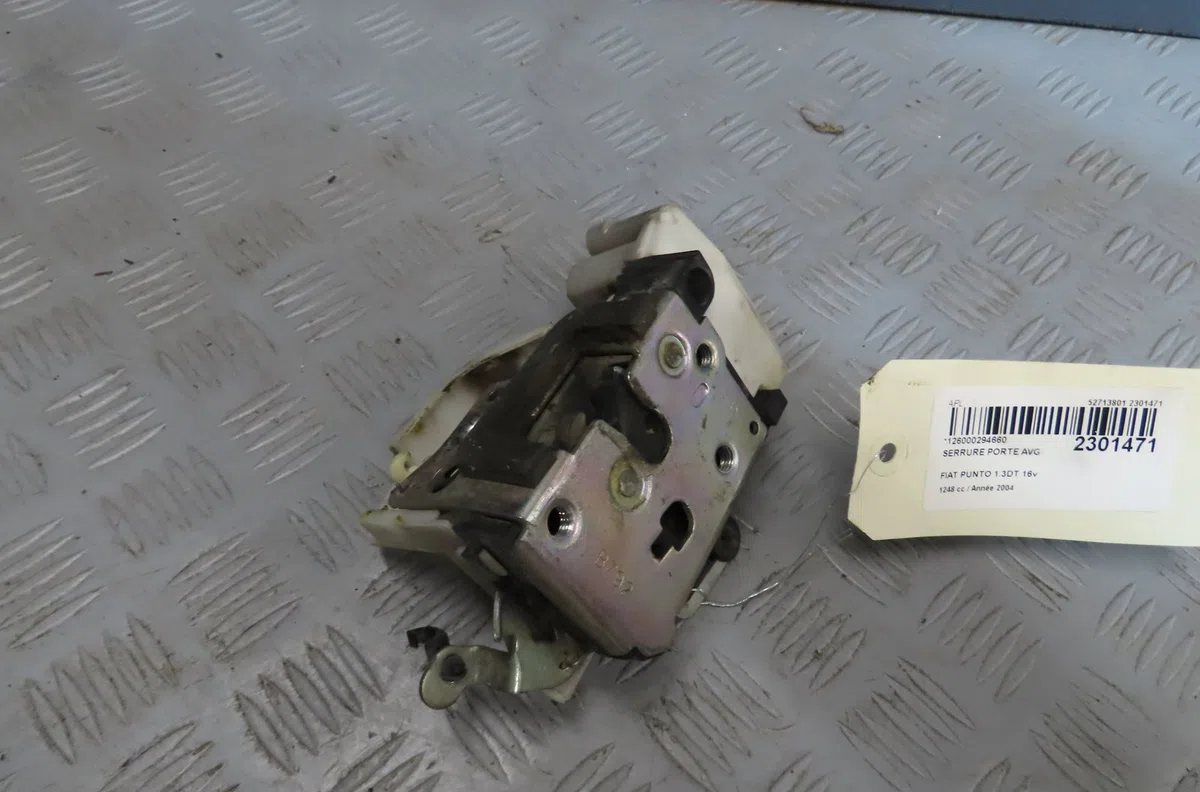 Serrure porte avg Fiat PUNTO (188_) 1.3 jtd 16v (2003-2012) 5 portes occasion
