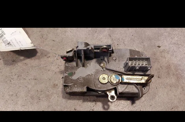 Serrure porte avg Fiat ULYSSE (220_) 2.0 (220.ac5) (1994-2002) occasion