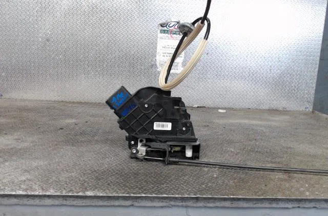 Serrure porte avg FORD C-MAX 1  C-MAX 1 PHASE 2 occasion