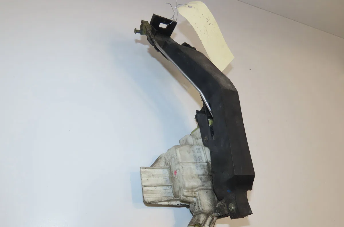 Serrure porte avg Ford FOCUS I (DAW, DBW) 1.8 tdci (2001-2004) occasion