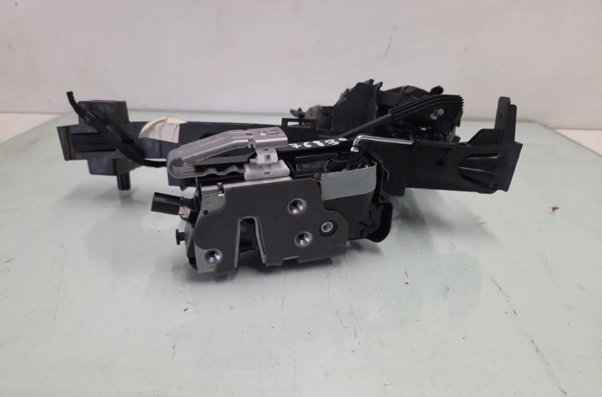 Serrure porte avg FORD KUGA 3 PHASE 1 occasion