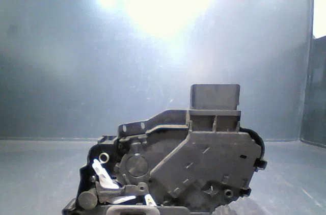 Serrure porte avg Ford MONDEO IV (BA7) 2.0 tdci (2007-2015) occasion