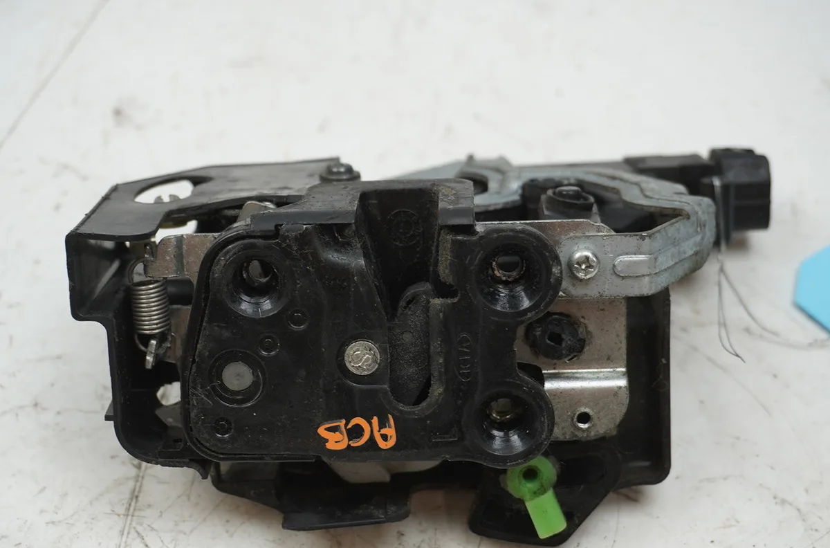 Serrure porte avg Kia PICANTO I (SA) 1.0 (2004-2011) occasion