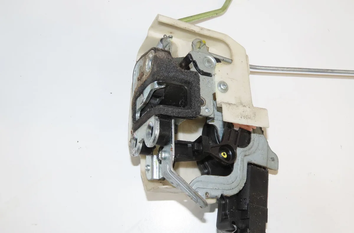 Serrure porte avg Kia PICANTO I (SA) 1.0 (2004-2011) occasion