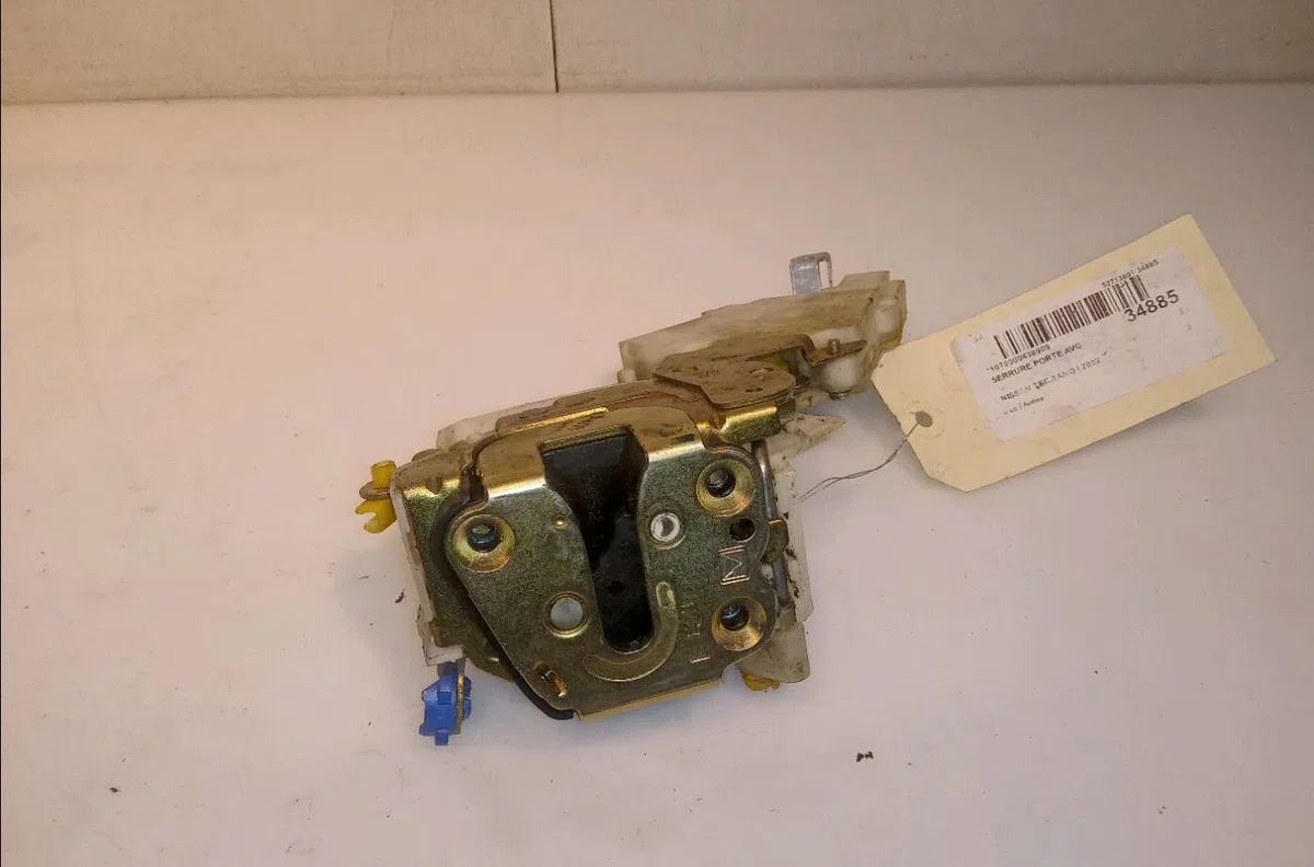 Serrure porte avg Nissan TERRANO II (R20) 3.0 di 4wd (2002-2007) occasion