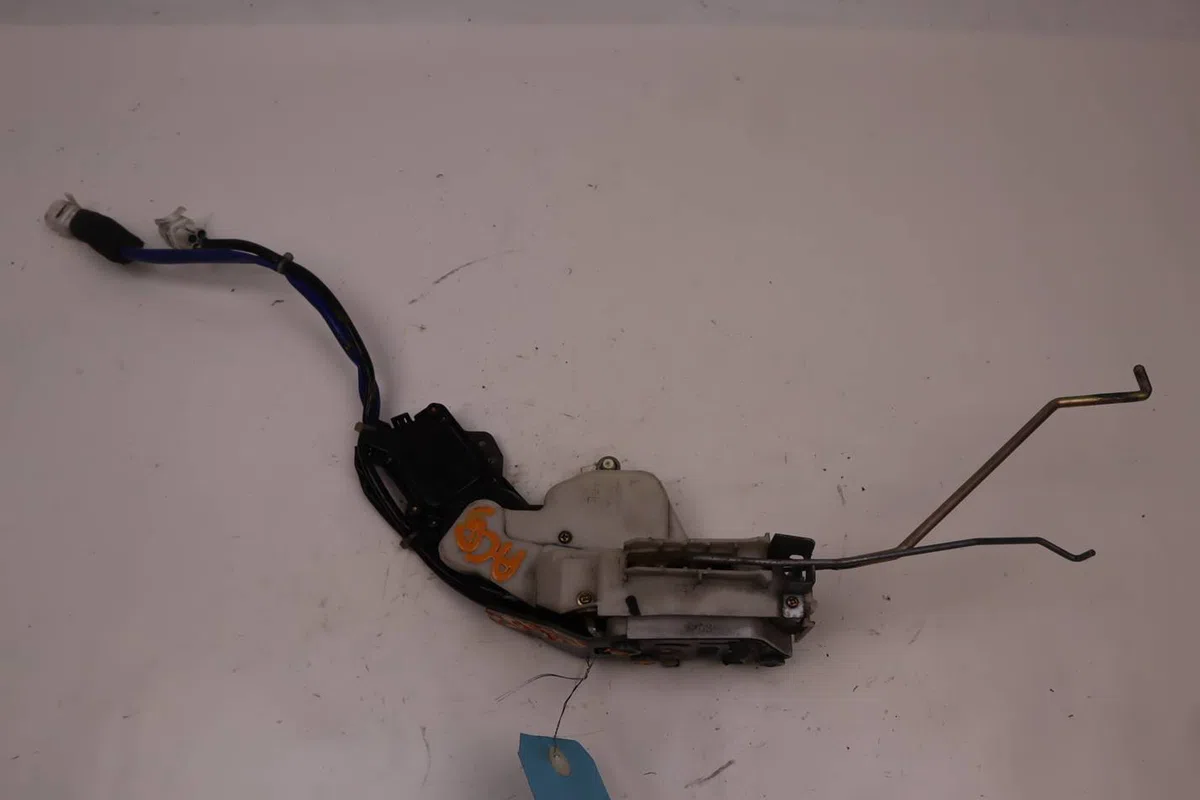 Serrure porte avg Opel AGILA (A) (H00) 1.2 16v (f68) (2000-2007) occasion
