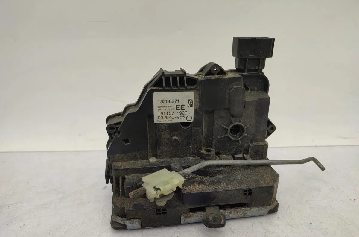 Serrure porte avg OPEL CORSA D PHASE 1 occasion