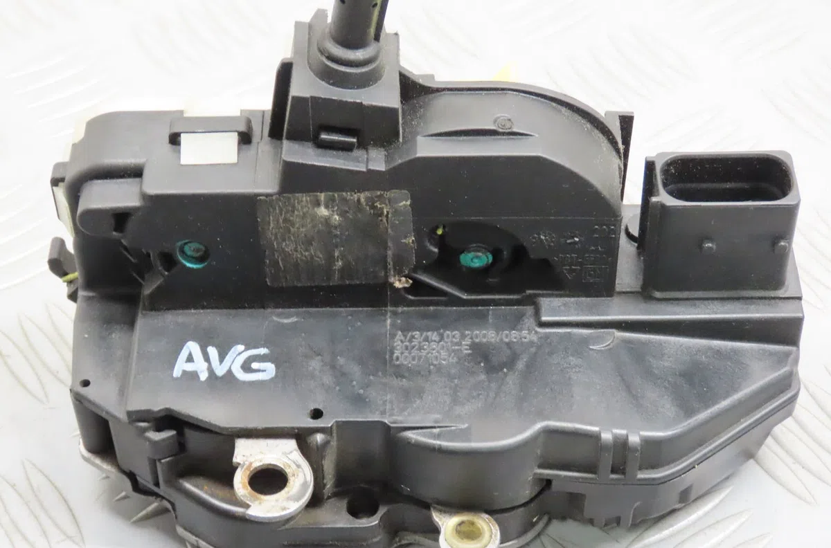 Serrure porte avg Opel INSIGNIA A A trois volumes (G09) 1.8 (69) (2008-2017) occasion