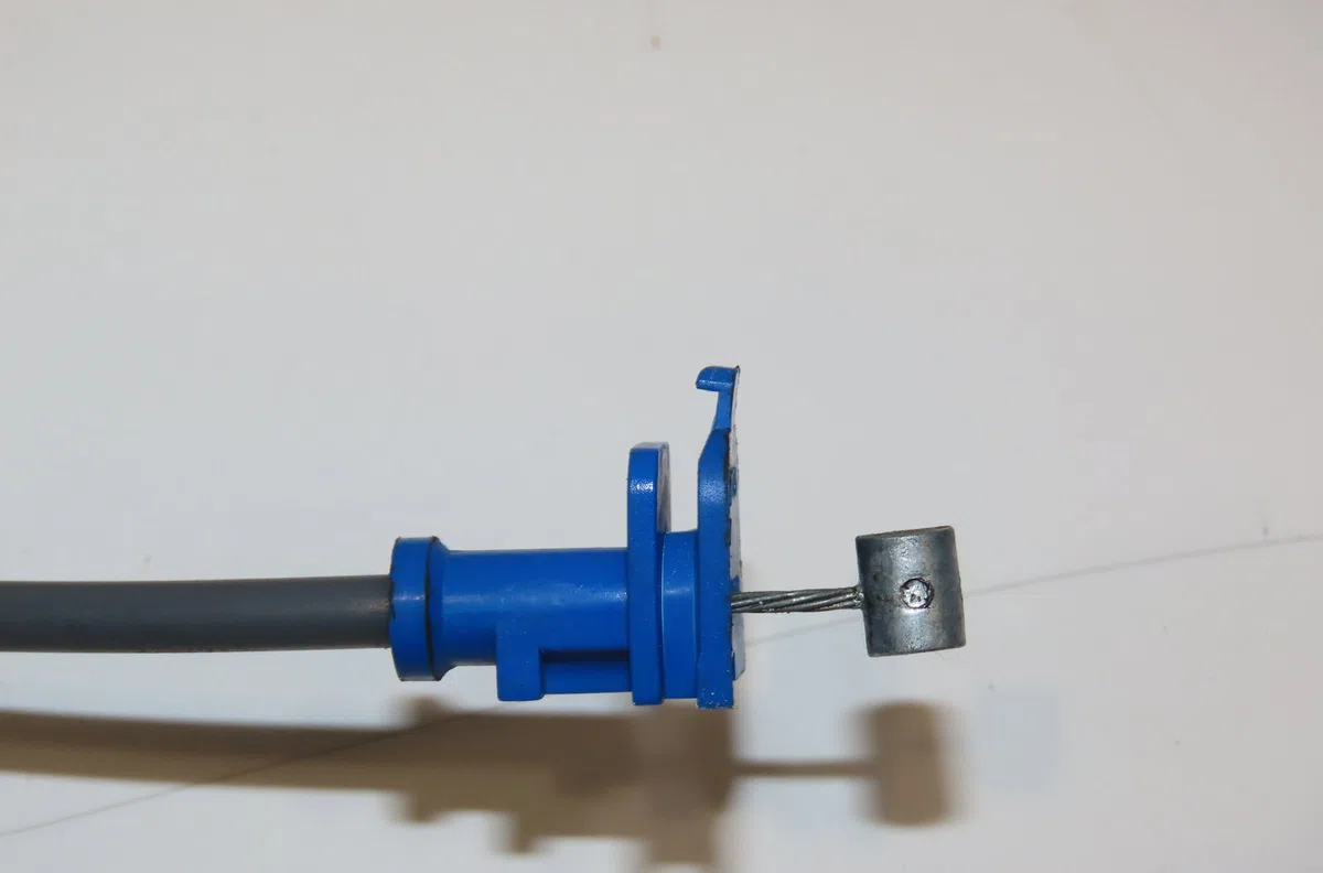Serrure porte avg Opel ZAFIRA A Monospace (T98) 2.0 di 16v (f75) (1999-2005) 5 portes occasion