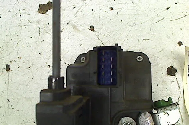 Serrure porte avg OPEL ZAFIRA occasion