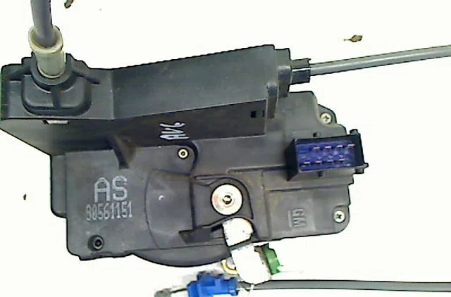 Serrure porte avg OPEL ZAFIRA occasion