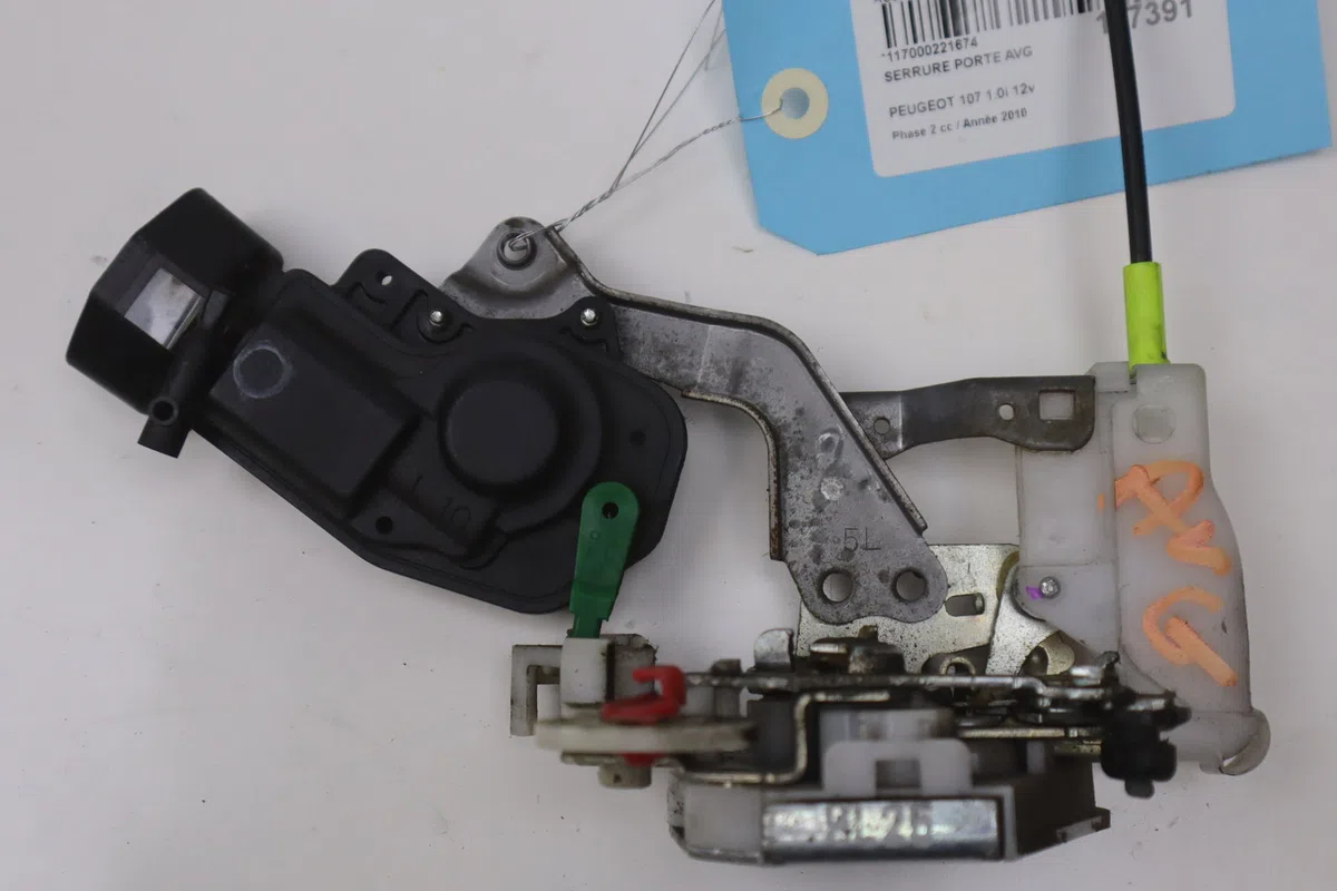 Serrure porte avg Peugeot 107 (PM_, PN_) 1.0 (2005-2014) 3 portes occasion