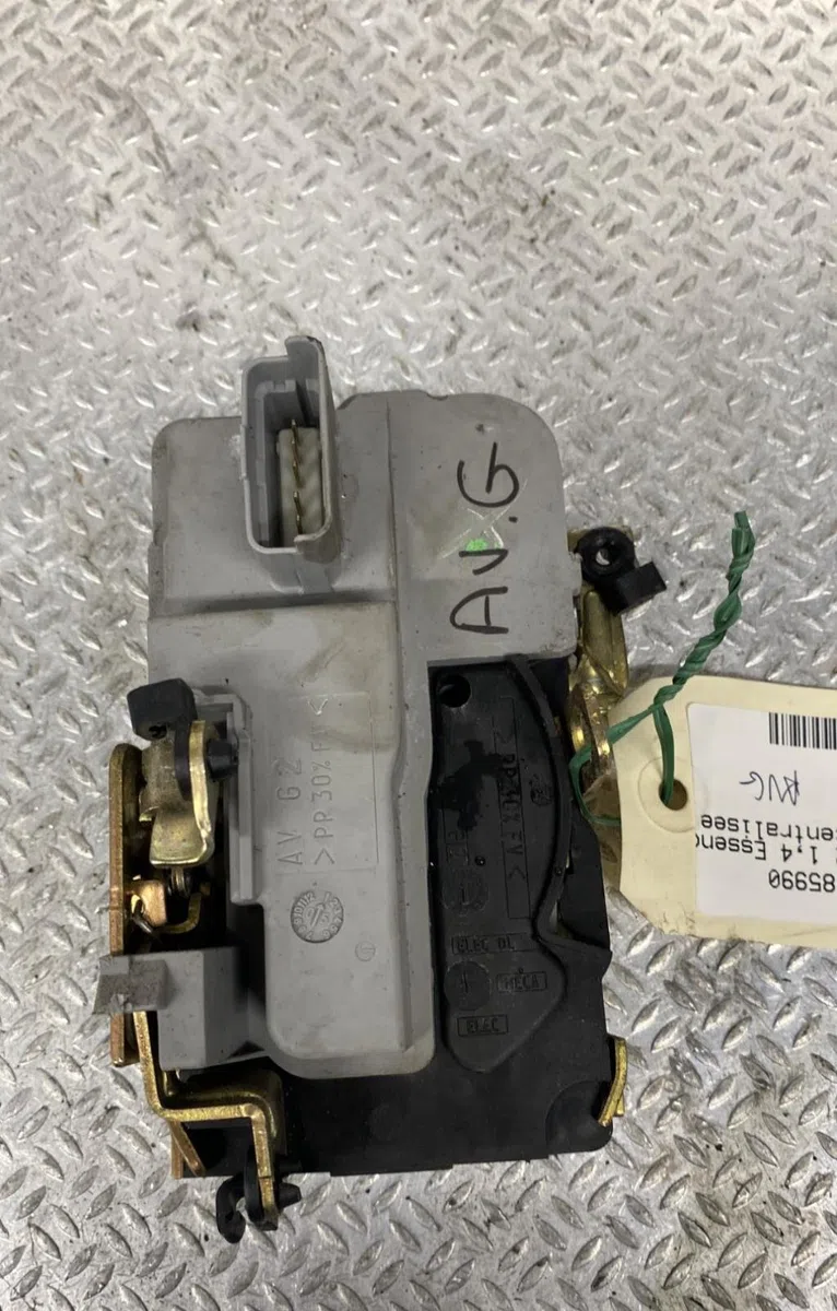 Serrure porte avg PEUGEOT 206  206 PHASE 2 occasion
