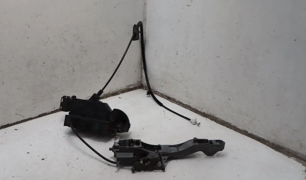 Serrure porte avg Peugeot 207-207 (WA_, WC_) 1.6 hdi (2006-2013) 5 portes occasion