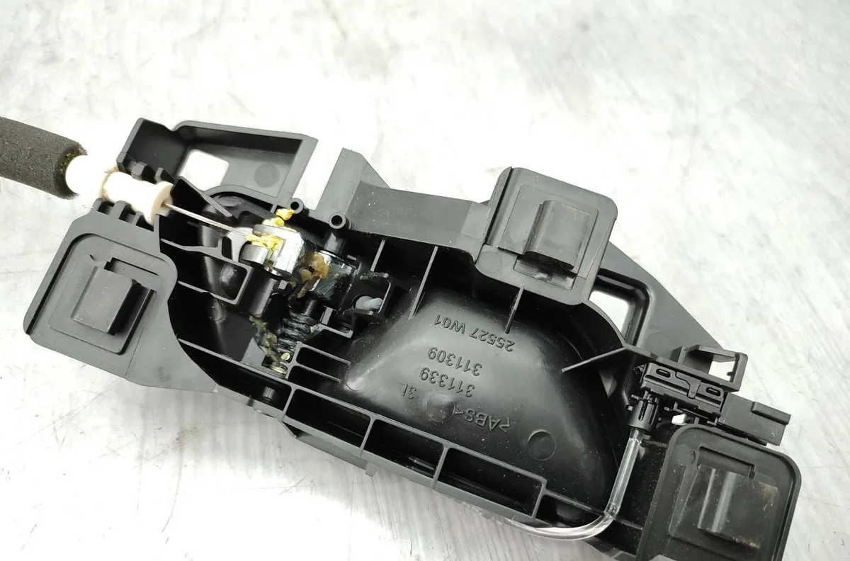 Serrure porte avg PEUGEOT 308 2 PHASE 2 occasion