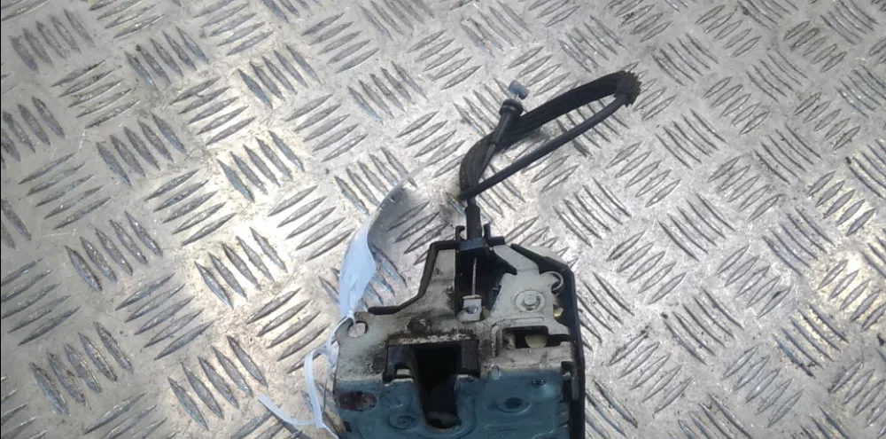 Serrure porte avg Renault CLIO II (BB_, CB_) 1.5 dci (b-cb08) (2001-2005) 5 portes occasion
