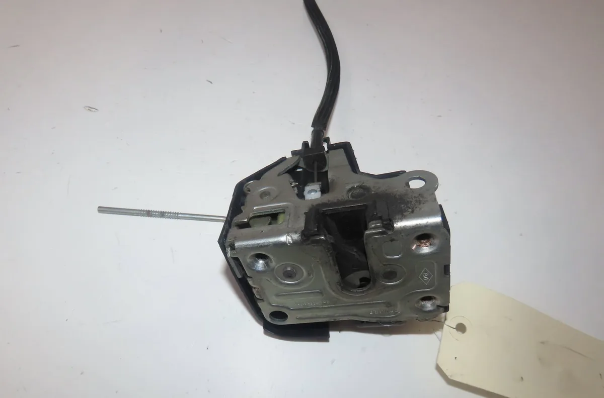 Serrure porte avg Renault CLIO II (BB_, CB_) 1.5 dci (bb3n, cb3n) (2007-2009) occasion