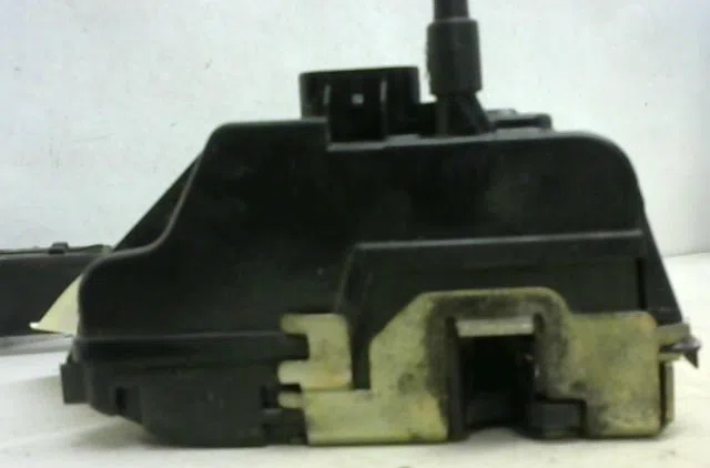 Serrure porte avg Renault LAGUNA II (BG0-1_) 1.9 dci (bg08, bg0g) (2001-2007) occasion