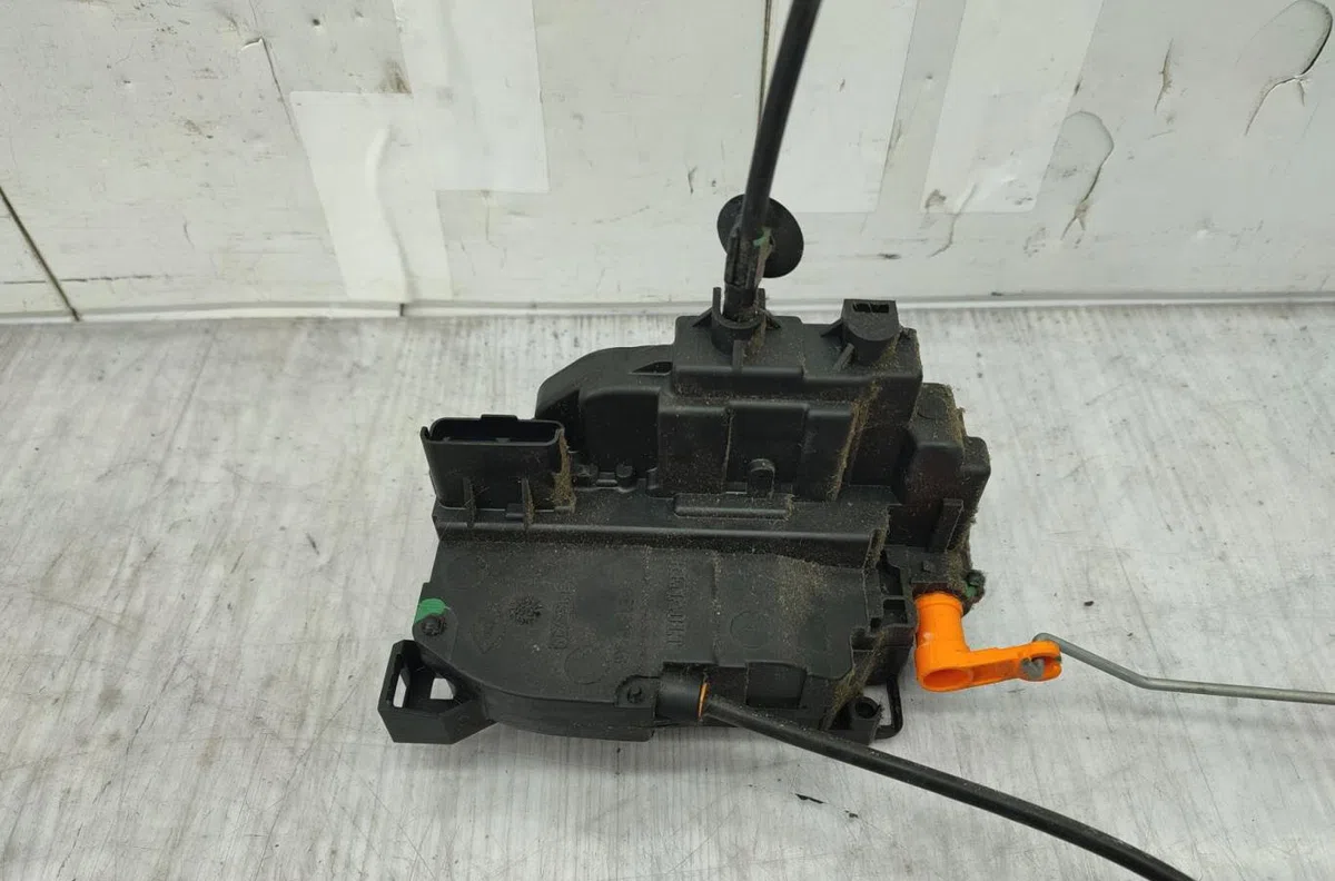 Serrure porte avg RENAULT MASTER 3 PHASE 1 occasion