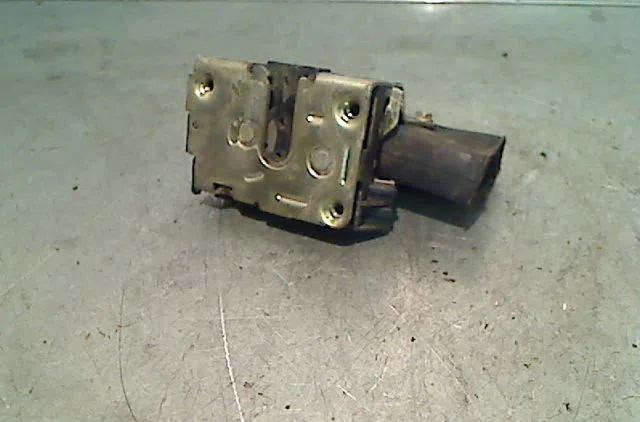 Serrure porte avg RENAULT R19 1993 occasion