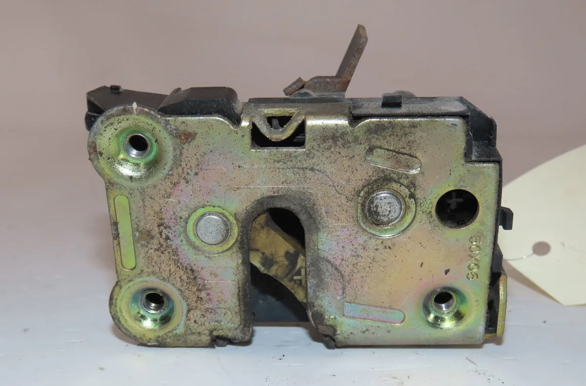 Serrure porte avg Renault TWINGO I (C06_) 1.2 (c066, c068) (1996-2007) 3 portes occasion