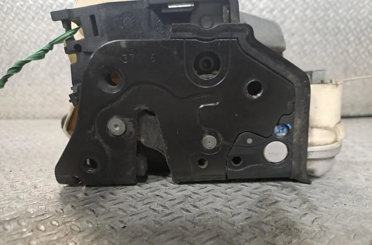 Serrure porte avg SEAT ALTEA  ALTEA XL PHASE 1 occasion