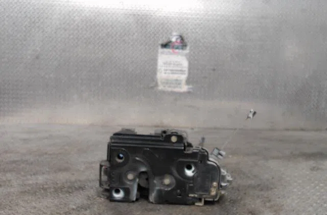 Serrure porte avg Seat IBIZA III (6L1) 1.4 tdi (2002-2005) occasion