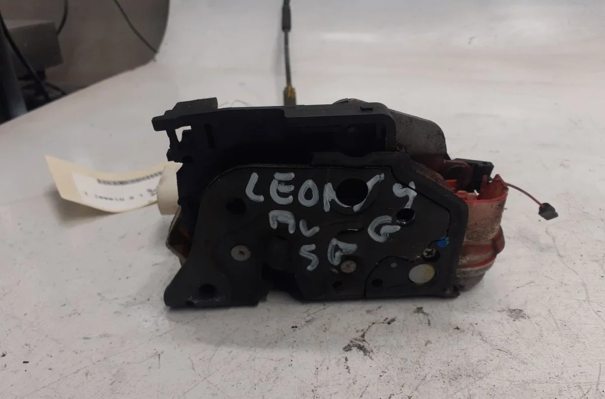 Serrure porte avg SEAT LEON 2 PHASE 1 occasion