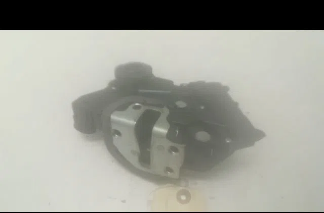 Serrure porte avg Toyota YARIS (_P9_) 1.3 vvt-i (scp90_) (2005-2010) occasion