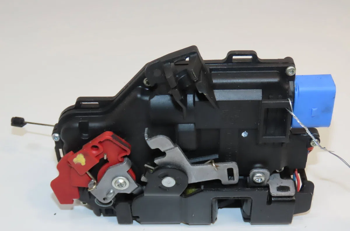 Serrure porte avg Volkswagen GOLF V Variant (1K5) 1.9 tdi (2007-2009) occasion