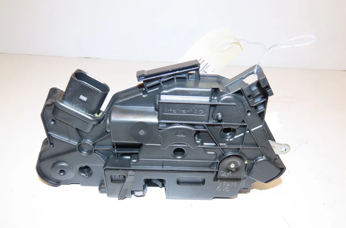 Serrure porte avg Volkswagen PASSAT B7 (362) 2.0 tdi 4motion (2010-2014) occasion
