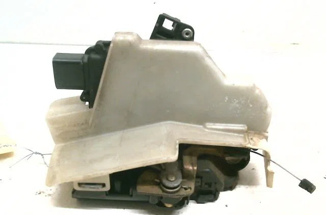 Serrure porte avg VOLKSWAGEN PASSAT occasion