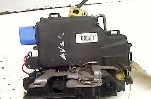 Serrure porte avg Volkswagen POLO (9N_, 9A_) 1.4 tdi (2001-2005) 5 portes occasion